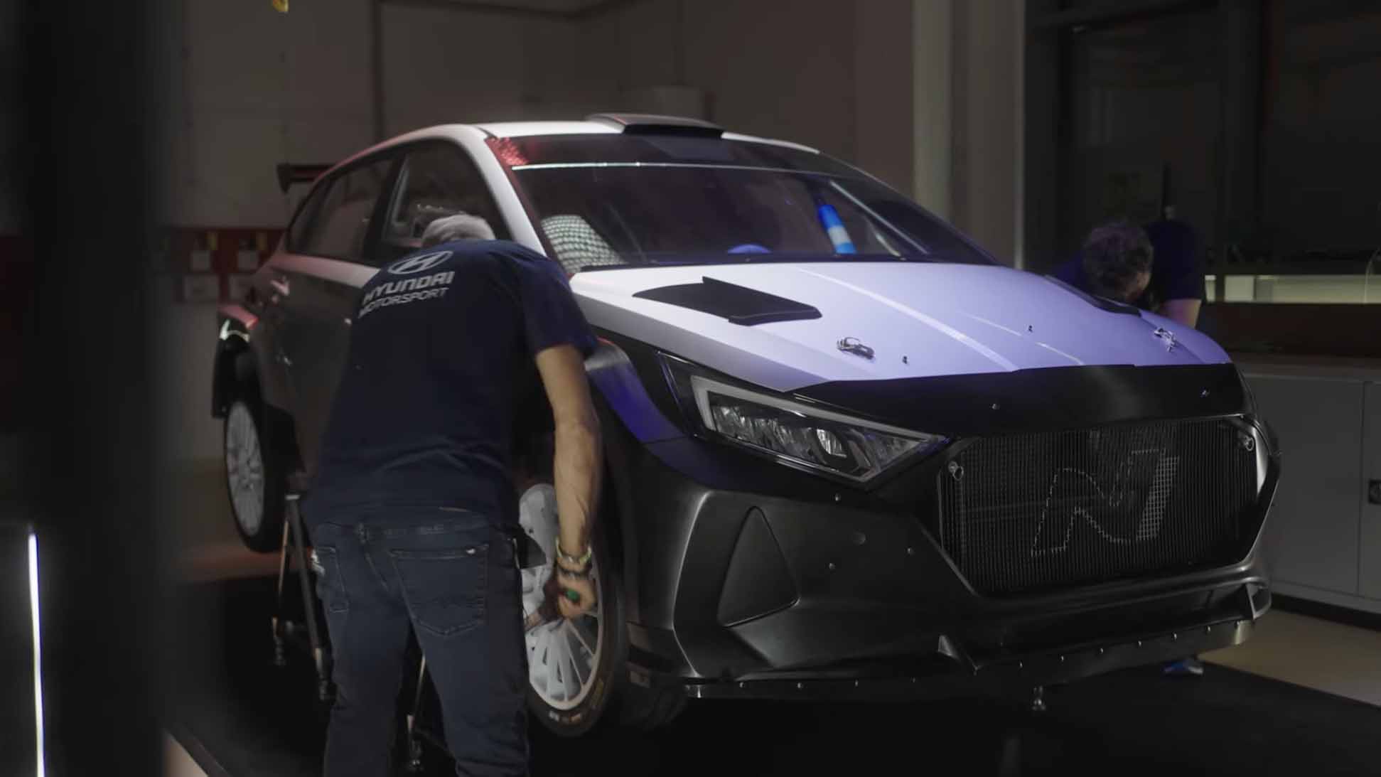 ASMR watch Hyundai build a fullyblown i20N rally car from scratch